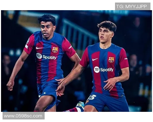 巴萨与那不勒斯友谊赛精彩回顾球迷热情高涨共庆足球盛宴