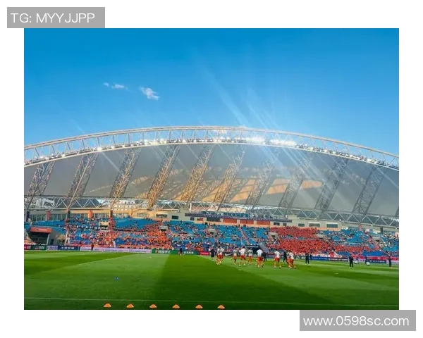 云南玉昆主场场均观众超2.2万人,拉动相关职业消费8.51亿元 云南玉昆主场场均观众超2.2万人,拉动相关职业消费8.51亿元