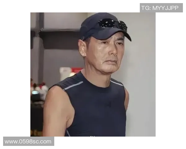 北京这一夜,坐在邓亚萍身旁的任嘉伦,让所有人才智了他的江湖位置 北京这一夜,坐在邓亚萍身旁的任嘉伦,让所有人才智了他的江湖位置