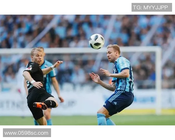 图片报：多特有意瑞典16岁中锋菲林，后者现在瑞典超9场进2球